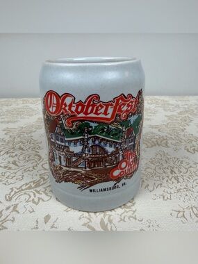 Oktoberfest Williamsburg Ceramic Beer Stein, Damaged, Busch Gardens, Vintage